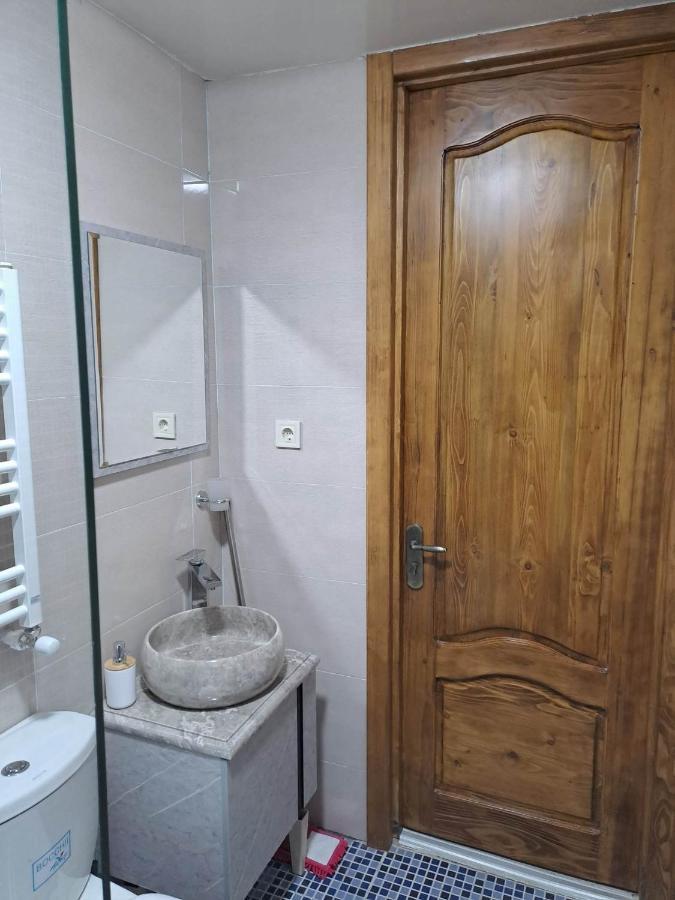 Apartment On Xancteli Tbilisi ภายนอก รูปภาพ